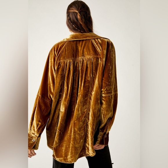 We the Free Night Skies Velvet Shirt - Golden Brown (PTP 27”) - Picture 5 of 10